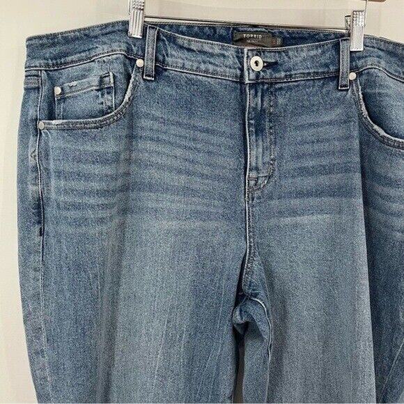 NWT Torrid 24T Slim Boot mid rise Jean Medium Wash tall long 0635 distressed - Picture 2 of 13